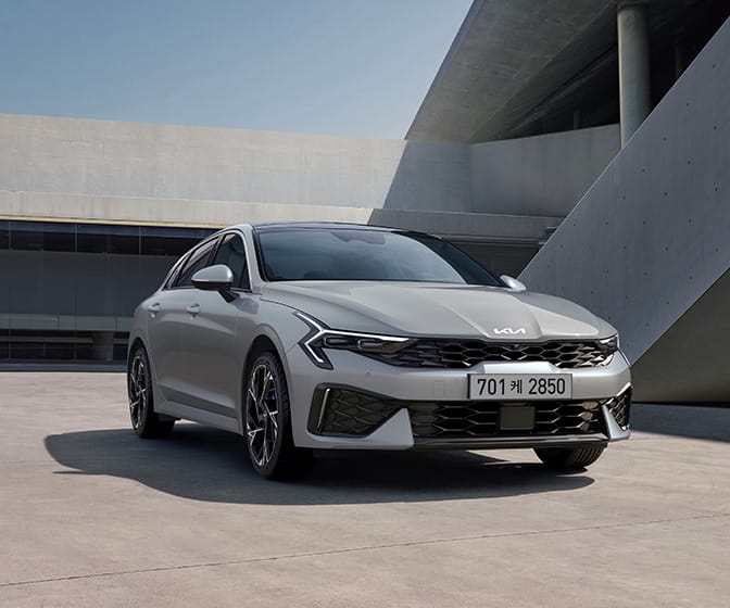 Kia K5 · 车型参考图,实际车辆以预约确认为准。